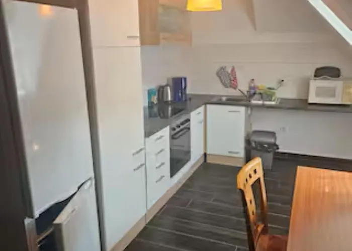 דירה Schoene Vollausgestattete Monteurs- Gaestewohnung In Der Gartenstadt Und Naehe Geiseltalsee 2209