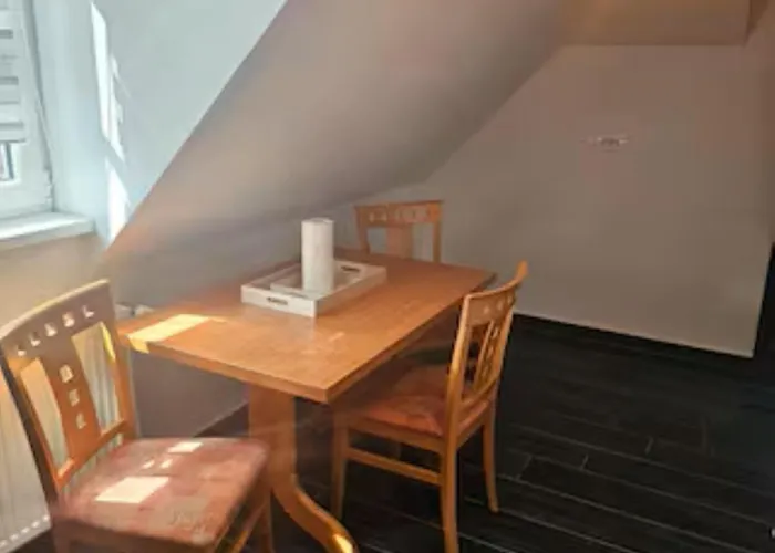 דירה Schoene Vollausgestattete Monteurs- Gaestewohnung In Der Gartenstadt Und Naehe Geiseltalsee 2209